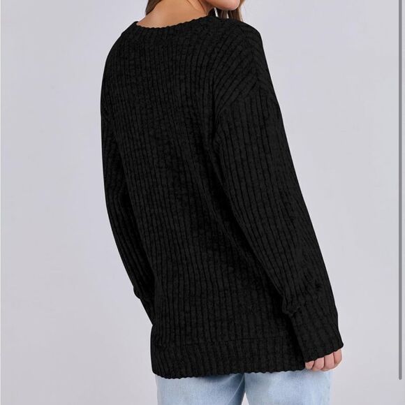 V-neck long sleeve pullover sweater top - Picture 4 of 6
